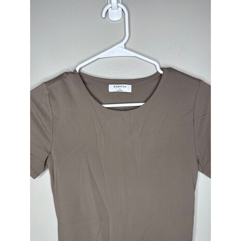 Babaton Taupe Short Sleeve Bodysuit Size Medium Aritzia Basic Fitted Stretch Top - Picture 4 of 7
